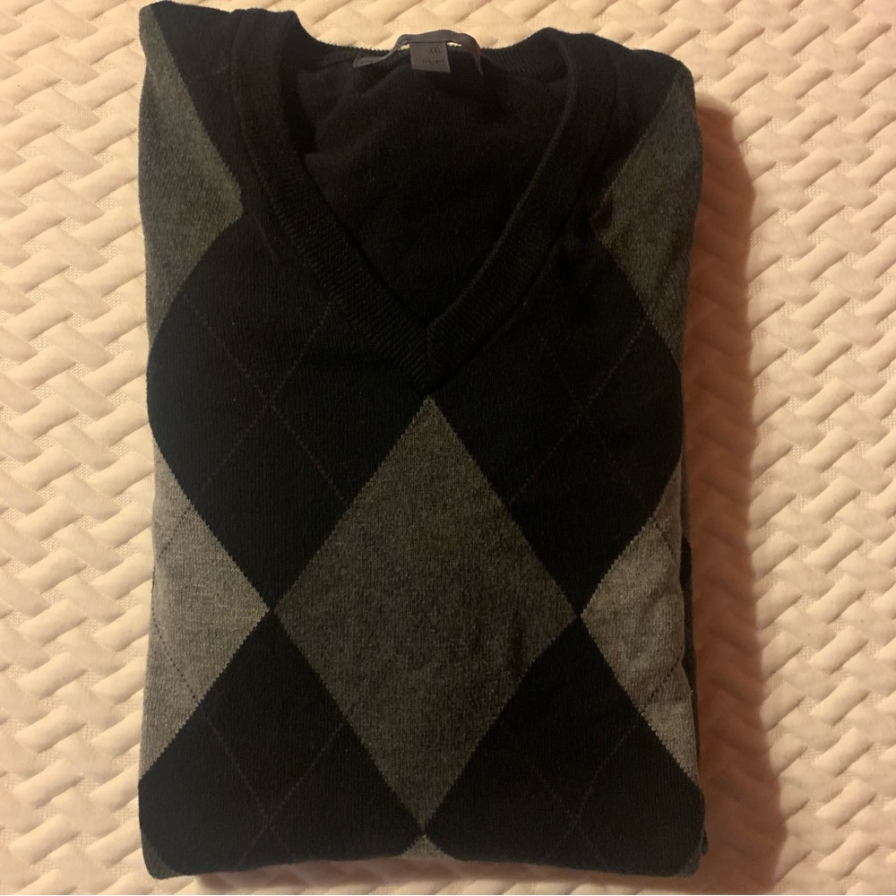 Old Navy Men's Argyle V-Neck Long Sleeve Sweater